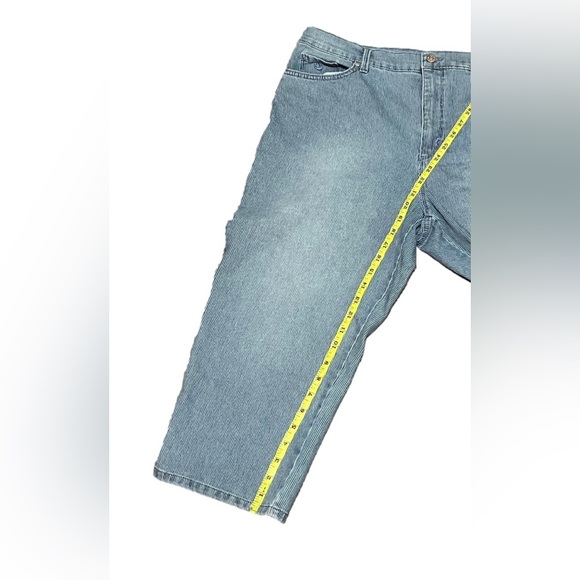 Gloria Vanderbilt All-Around Slimming Effect Striped Capri Women’s (Sz 18) - Picture 10 of 10